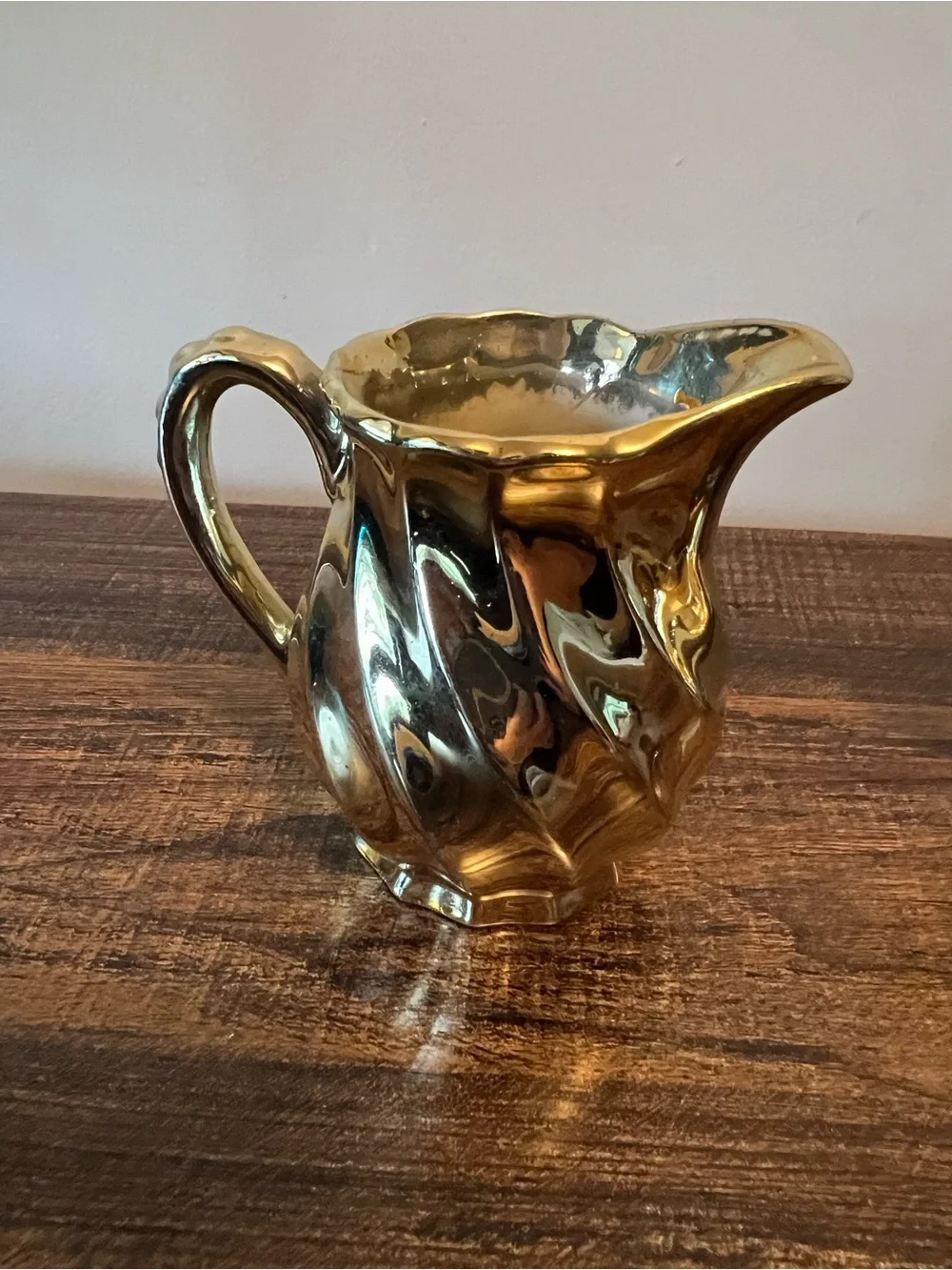 Vintage Unique Porcelain Gold Sugar And Creamer Set Japan Swirl Design